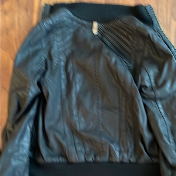 Mackage for Aritzia Black Leather lambskin Bomber Jacket xxs - Picture 4 of 8